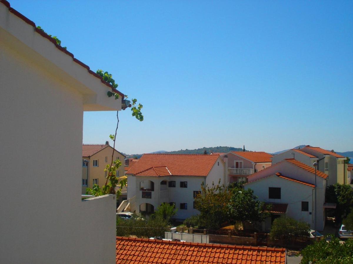 Apartments Nikolas Vodice Exterior foto
